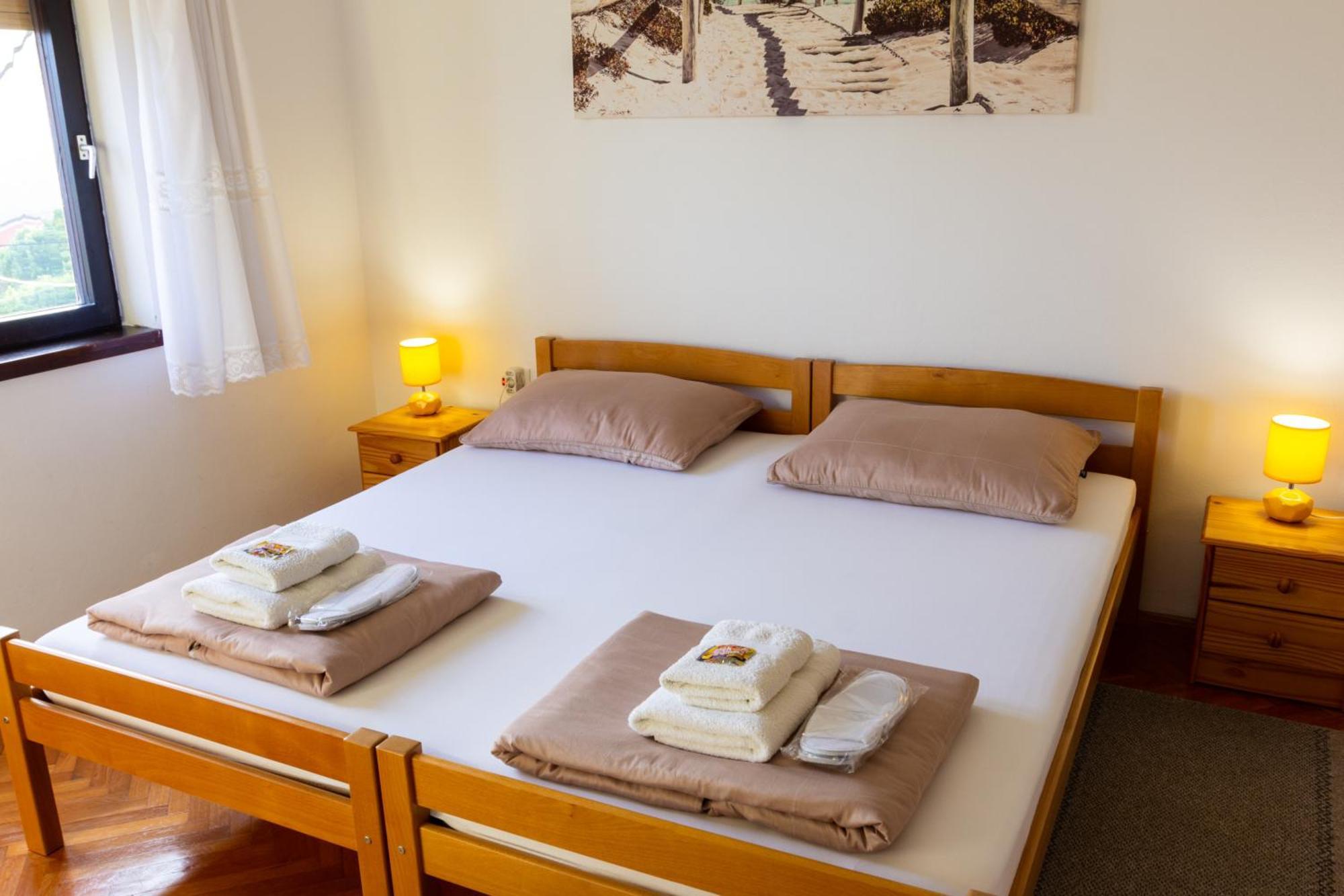 Апартаменти Sea View Retreat With 170Mbps Wifi And Sunny Balcony Кастав Екстер'єр фото