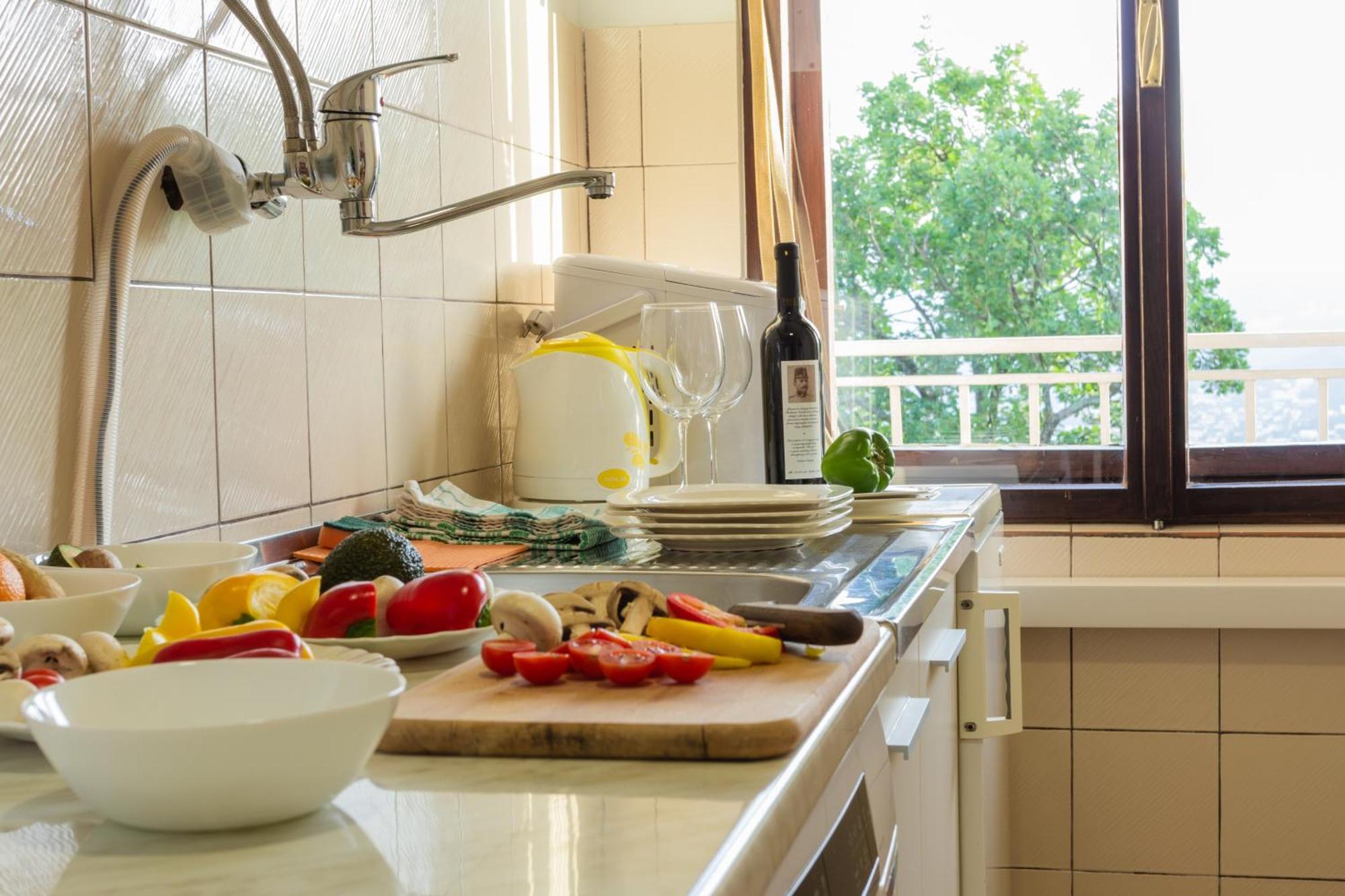 Апартаменти Sea View Retreat With 170Mbps Wifi And Sunny Balcony Кастав Екстер'єр фото