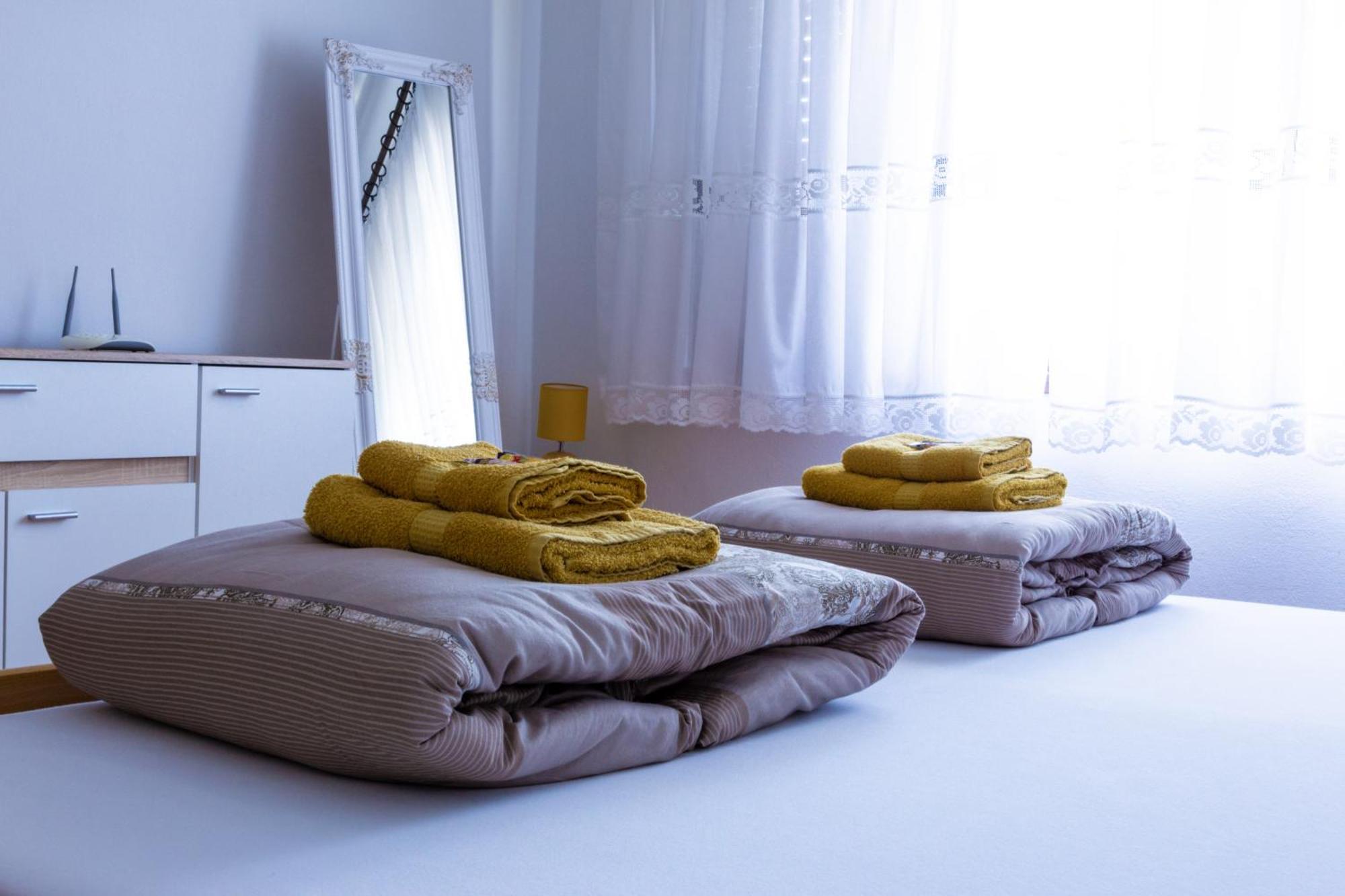 Апартаменти Sea View Retreat With 170Mbps Wifi And Sunny Balcony Кастав Екстер'єр фото